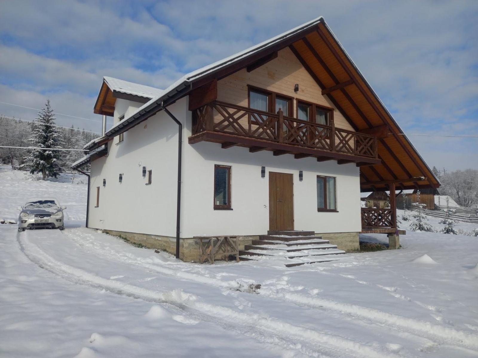 Еміліана Villa Volosyanka  Luaran gambar
