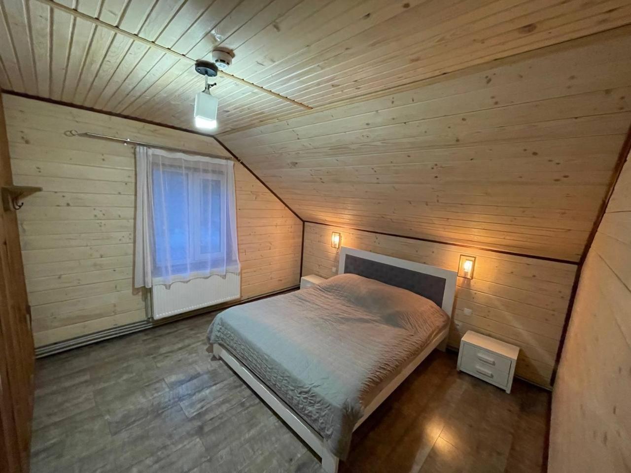 Еміліана Villa Volosyanka  Luaran gambar